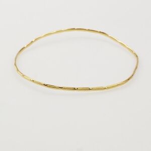 22k Solid Gold Bangle 4.4g *imperfect*